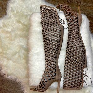 NEVER WORN Vince Camuto thigh heels